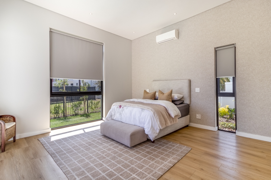 4 Bedroom Property for Sale in Pearl Valley at Val de Vie Western Cape